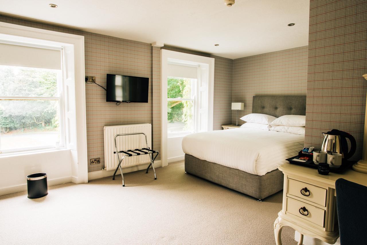 Belmont House Hotel Banbridge Exterior photo